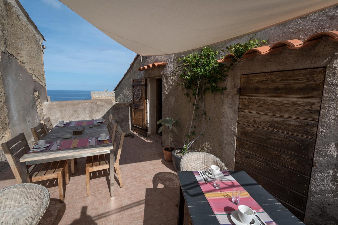 الجاجولا U Castellu Guesthouse المظهر الخارجي الصورة