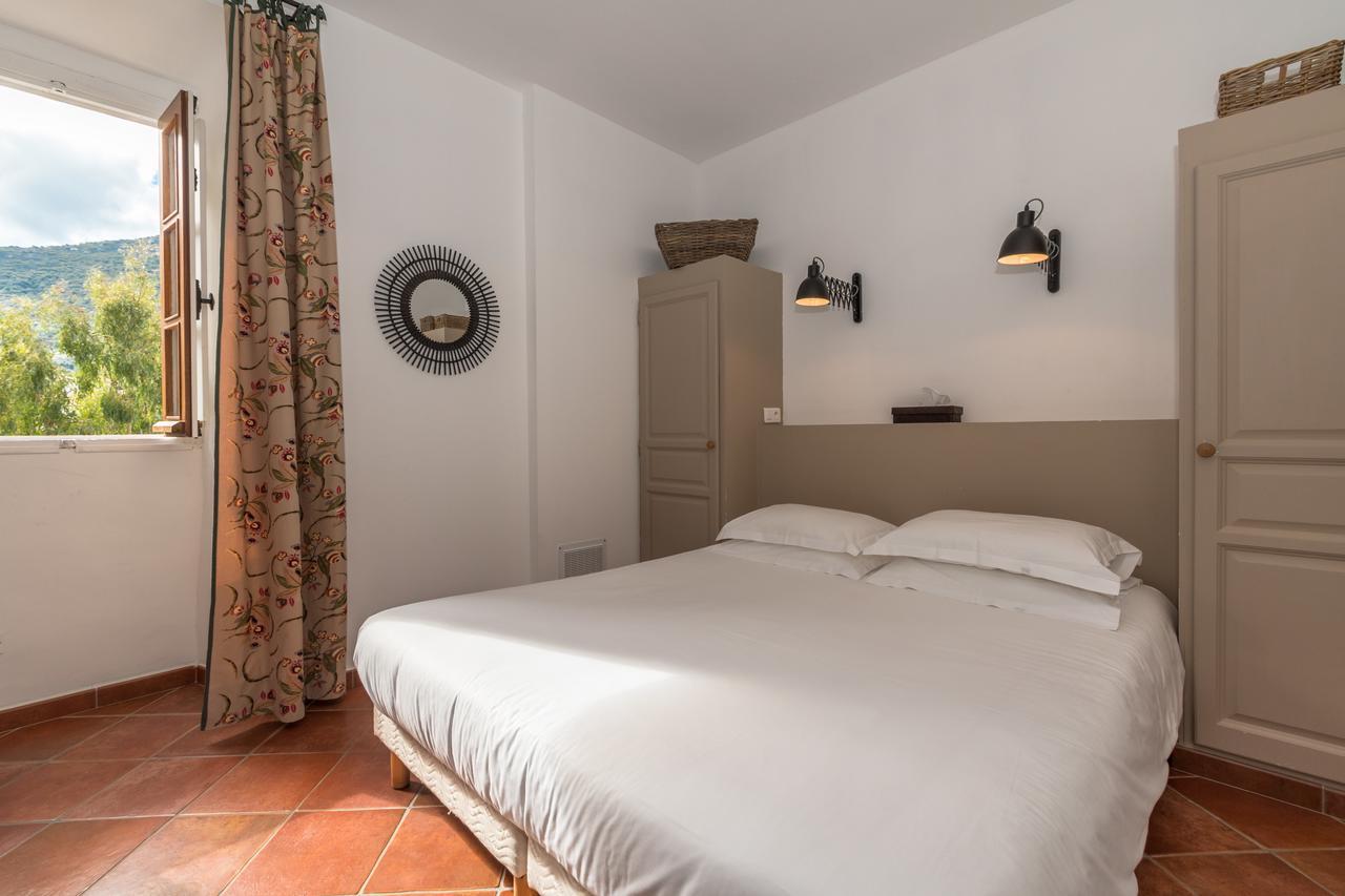 الجاجولا U Castellu Guesthouse المظهر الخارجي الصورة
