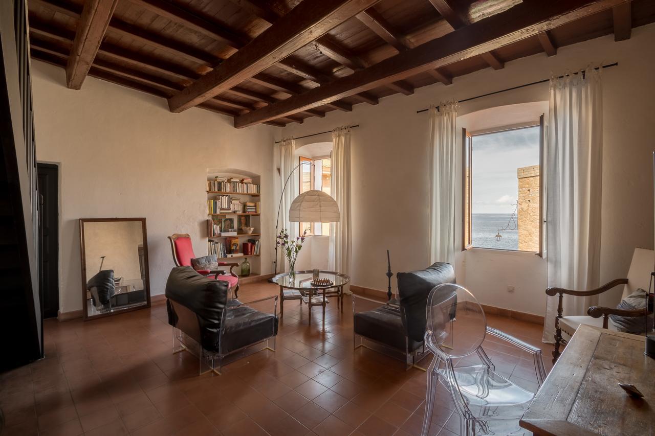 الجاجولا U Castellu Guesthouse المظهر الخارجي الصورة